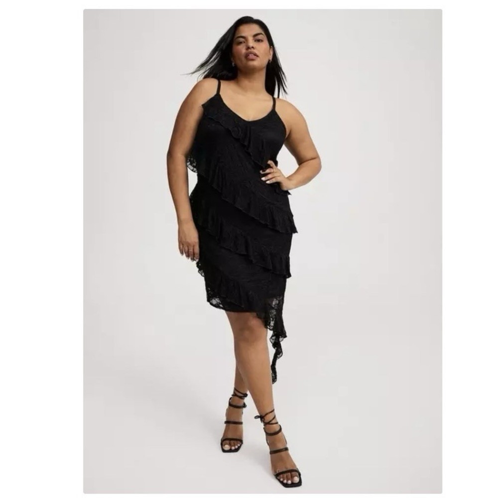 Torrid Black Lace‎ Asymmetrical Ruffle Tiered Sleeveless  Dress Size 1X